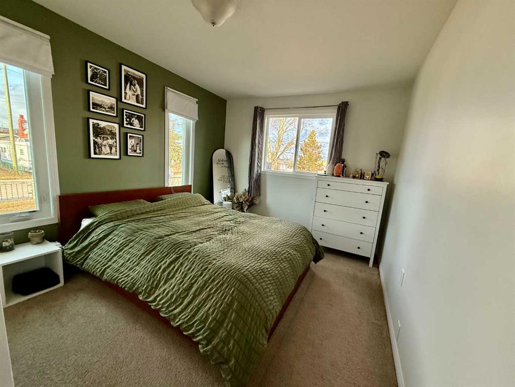 Fifth View of 138 Sherwood Drive , Mountain View, Hinton, Alberta, T7V 1P5