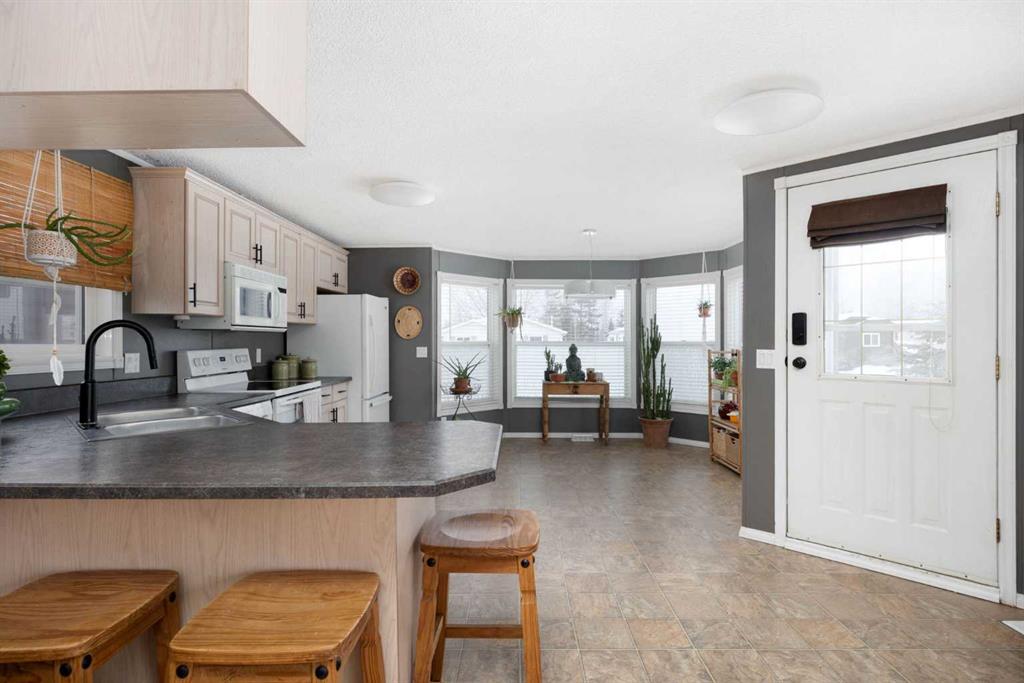 Fifth View of 150 Couture Lane , Timberlea, Fort McMurray, Alberta, T9K 1X3