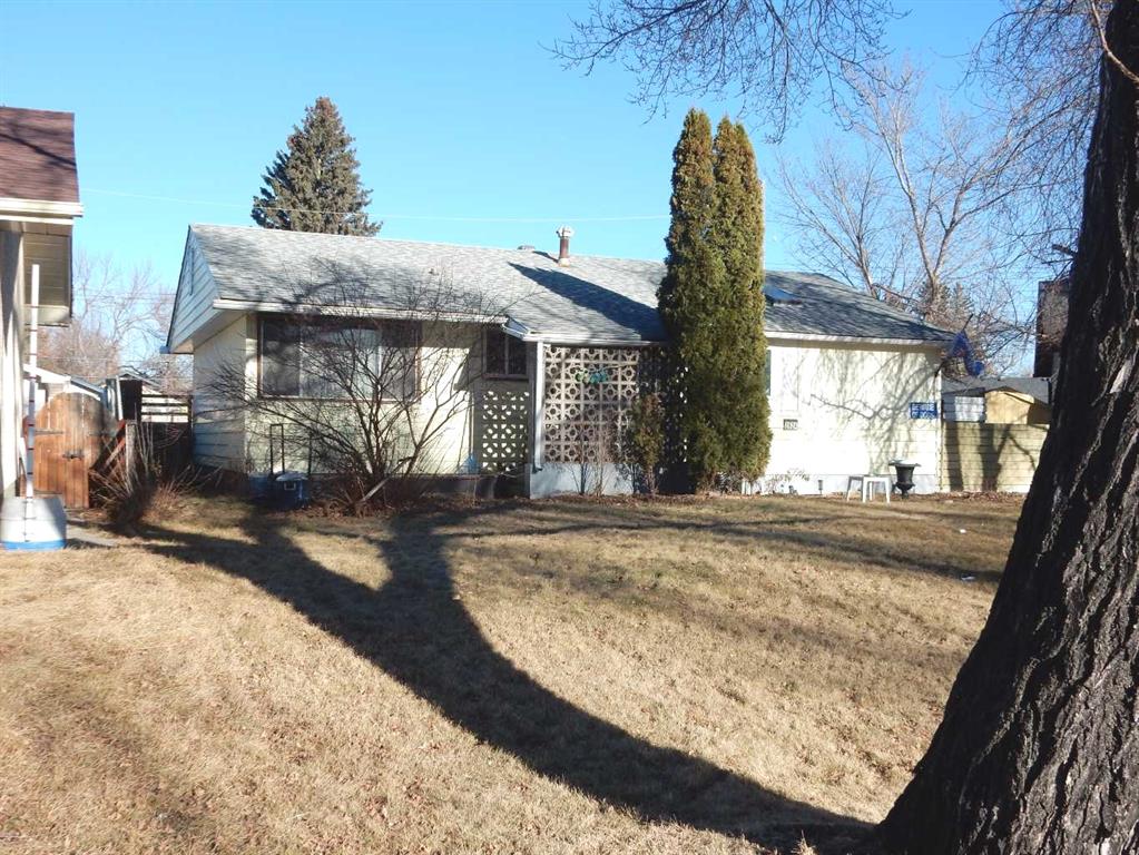 Fifth View of 2524 Southwood Drive SE, Southview, Calgary, Alberta, T2B 1S5