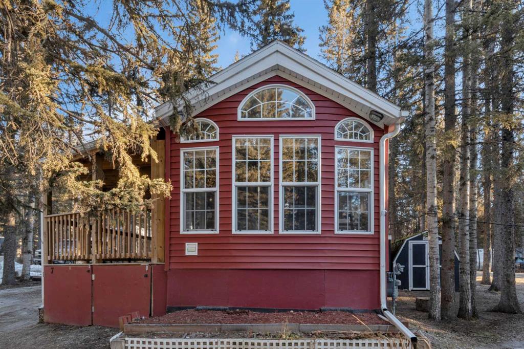 7, 5227 Township Road 320  , A2285336, Alberta,