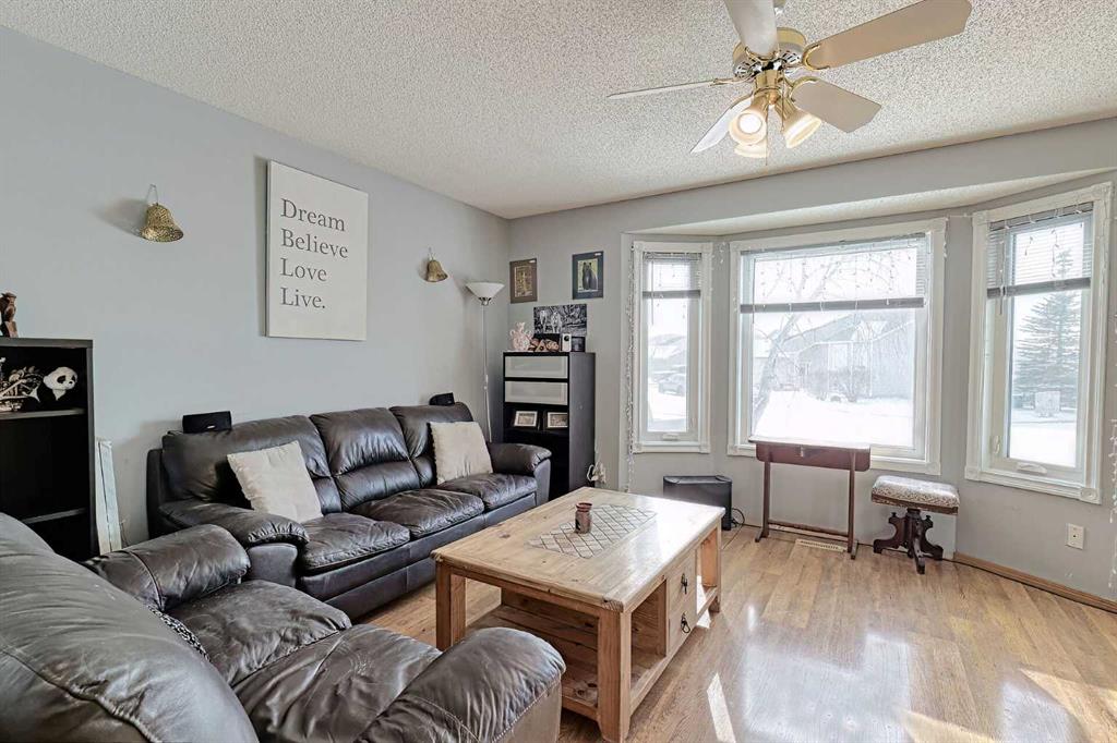 Fifth View of 70 Elizabeth Way SE, Edgewater, Airdrie, Alberta, T4B 2H6