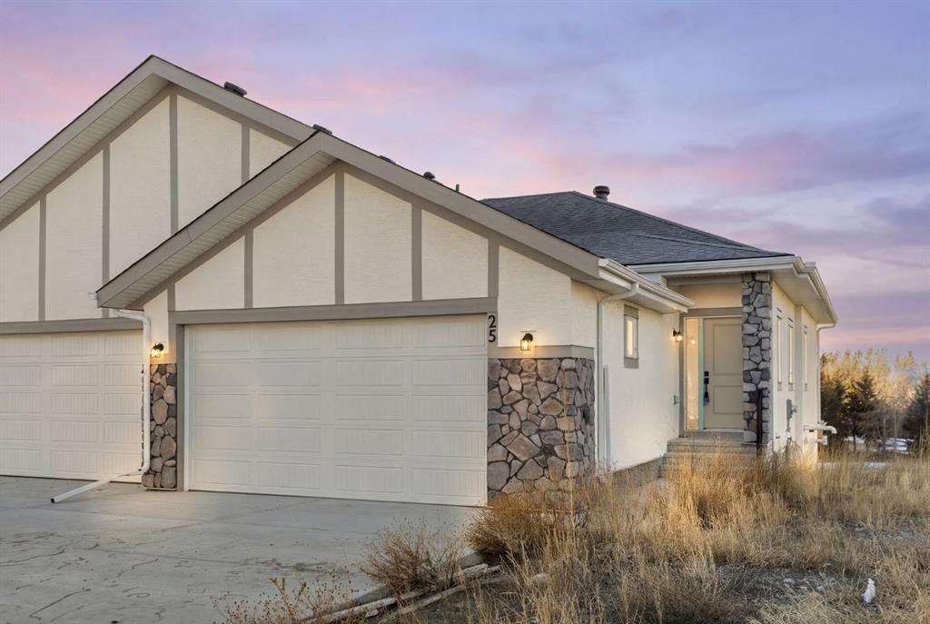 25 St. Andrews Close , A2285660, Alberta,