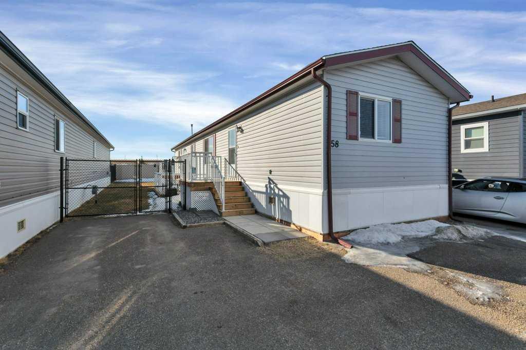 58 Mckay Place , A2285662, Alberta,