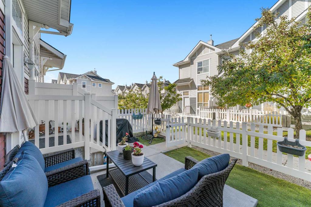 Fifth View of 3305 New Brighton Gardens SE, New Brighton, Calgary, Alberta, T2Z0A2