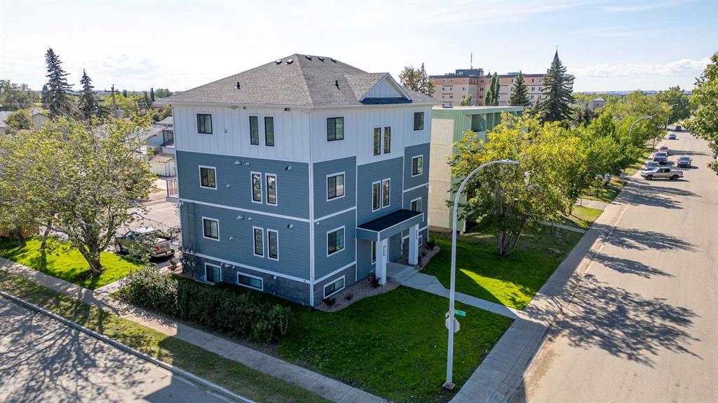 Third View of 201, 10101 105 Avenue , Avondale, Grande Prairie, Alberta, T8V1H3