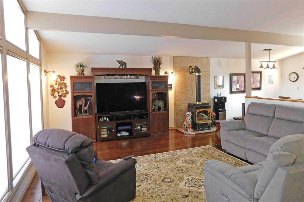 Third View of 5039 4 Street W, NONE, Claresholm, Alberta, T0L 0T0