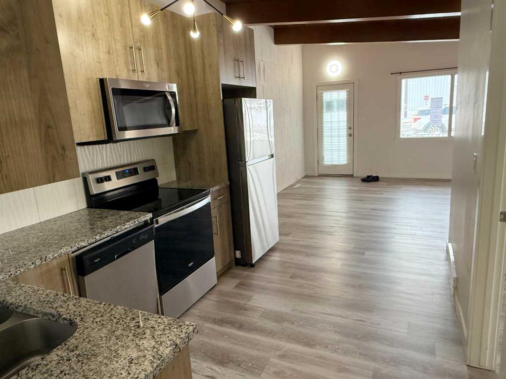 Fourth View of 4704 14 Street NW, North Haven, Calgary, Alberta, T2K 1J6