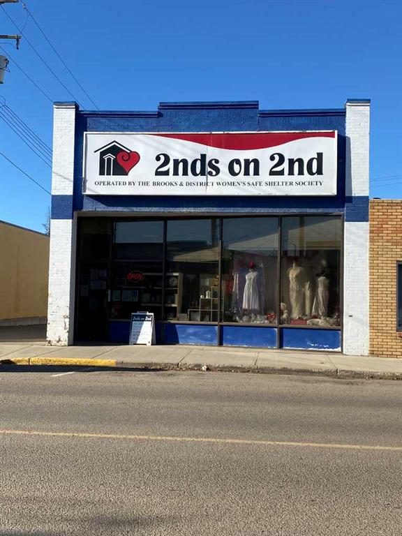 Second View of 111 2 Street W, West End, Brooks, Alberta, T1R 1C7