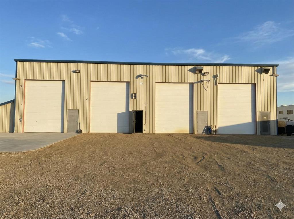 Third View of 2, 20b Sylvaire Close , Cuendet Industrial Park, Sylvan Lake, Alberta, T4S2H6