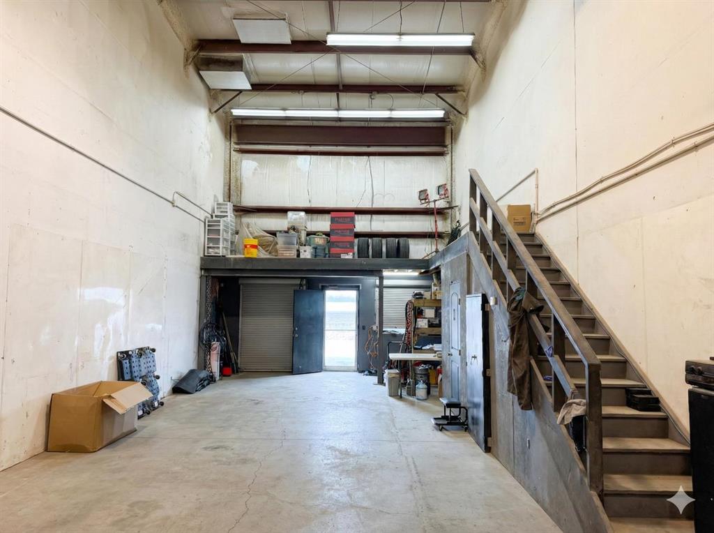 Fifth View of 2, 20b Sylvaire Close , Cuendet Industrial Park, Sylvan Lake, Alberta, T4S2H6