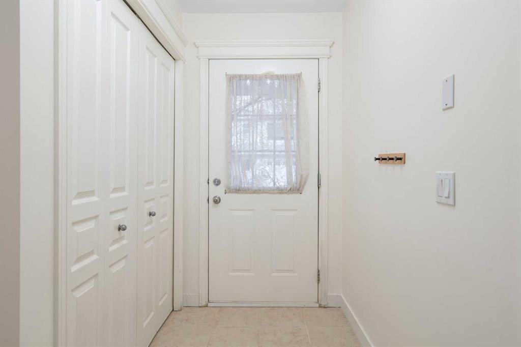 Third View of 88 Crystal Shores Cove , Crystal Shores, Okotoks, Alberta, T1S 2B4