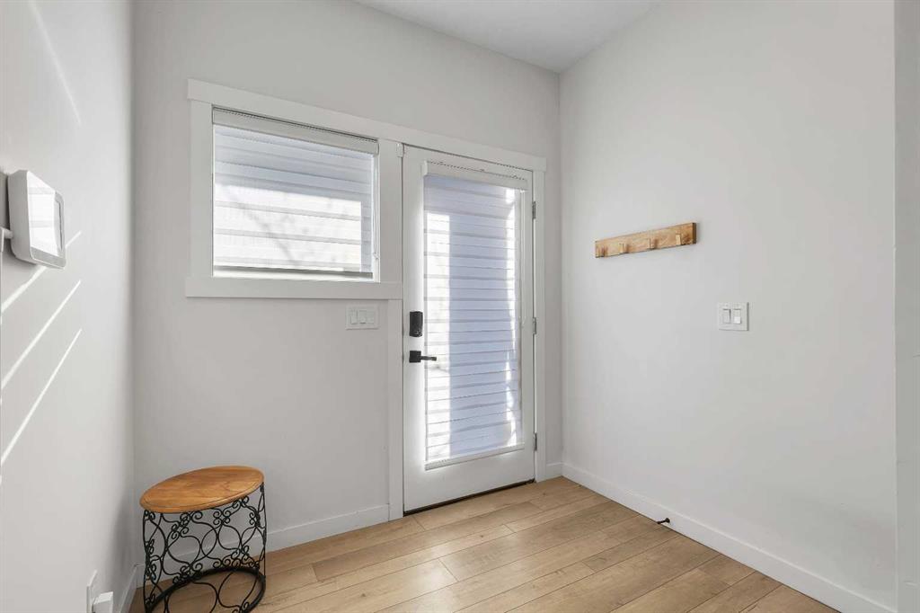 Fifth View of 247 Greenbriar Common NW, Greenwood/Greenbriar, Calgary, Alberta, T3B 6J3