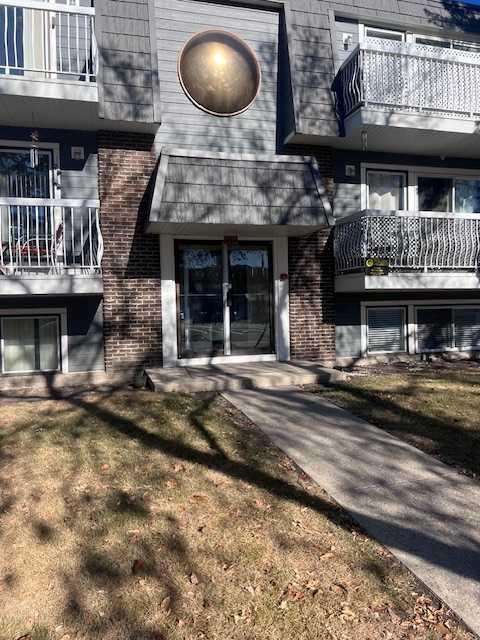 304, 4814 46 Street , A2285917, Alberta,