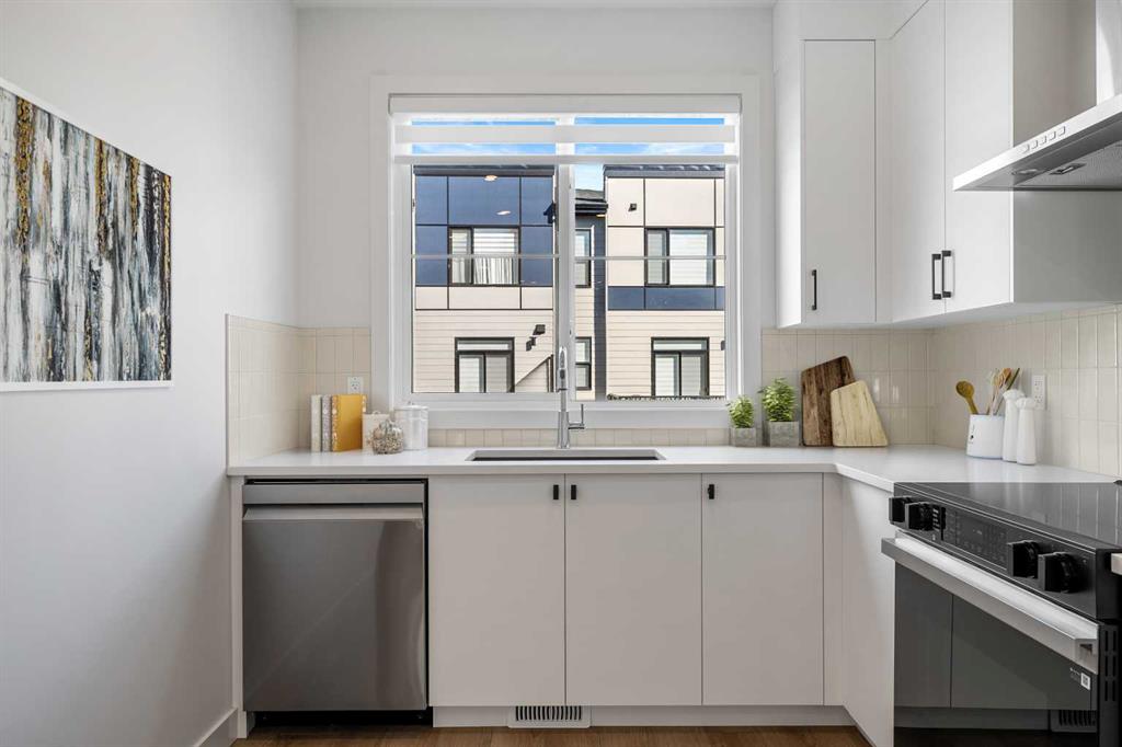 Fourth View of 204, 550 Seton Circle SE, Seton, Calgary, Alberta, T3M 3Y8