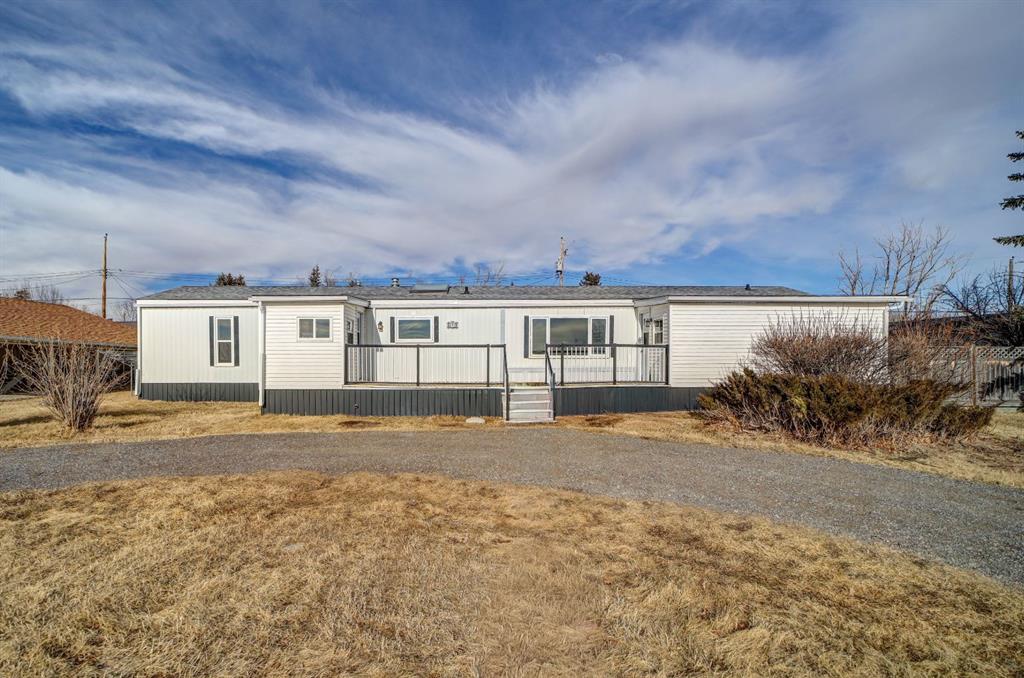 319 Minto Street , A2285997, Alberta,