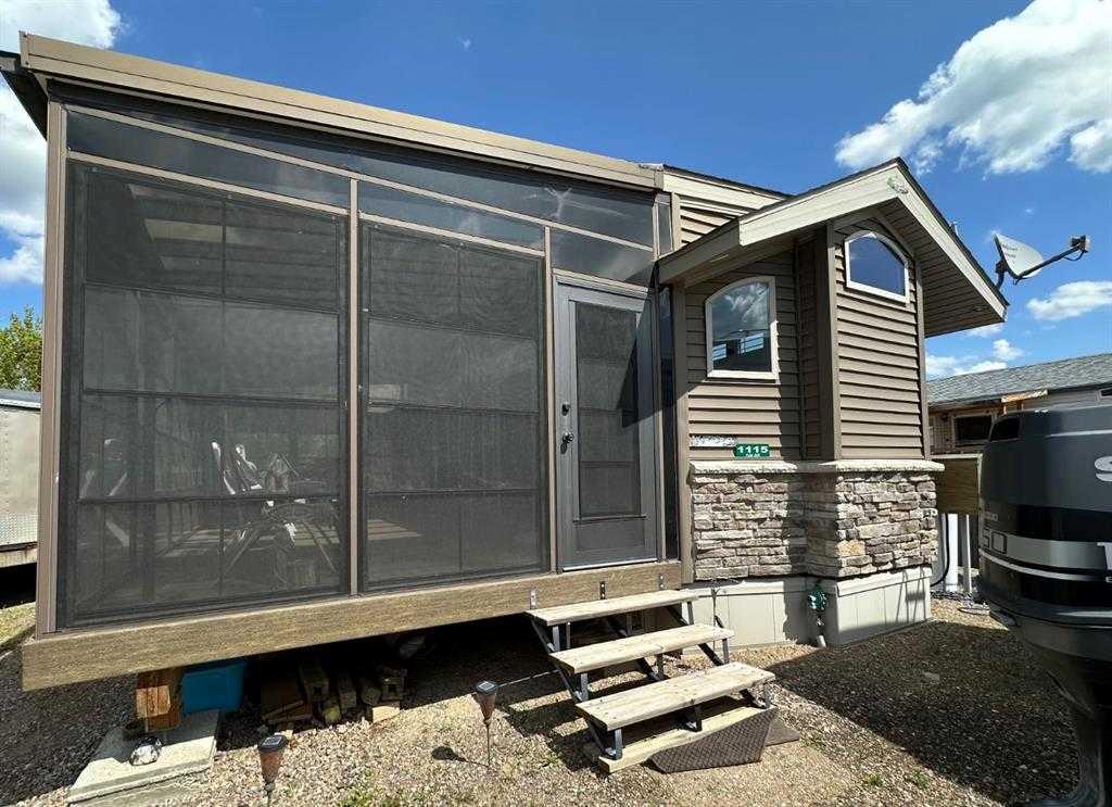 1115 Oak Avenue , A2286018, Saskatchewan,