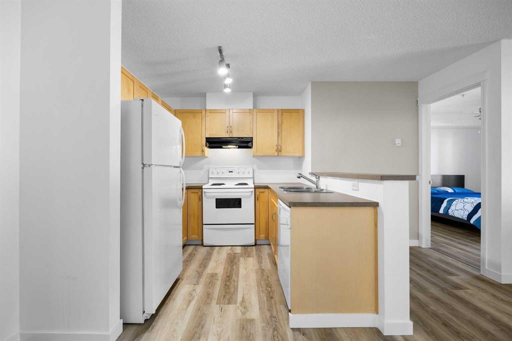 Fifth View of 2205, 70 Panamount Drive NW, Panorama Hills, Calgary, Alberta, T3K 5Z1