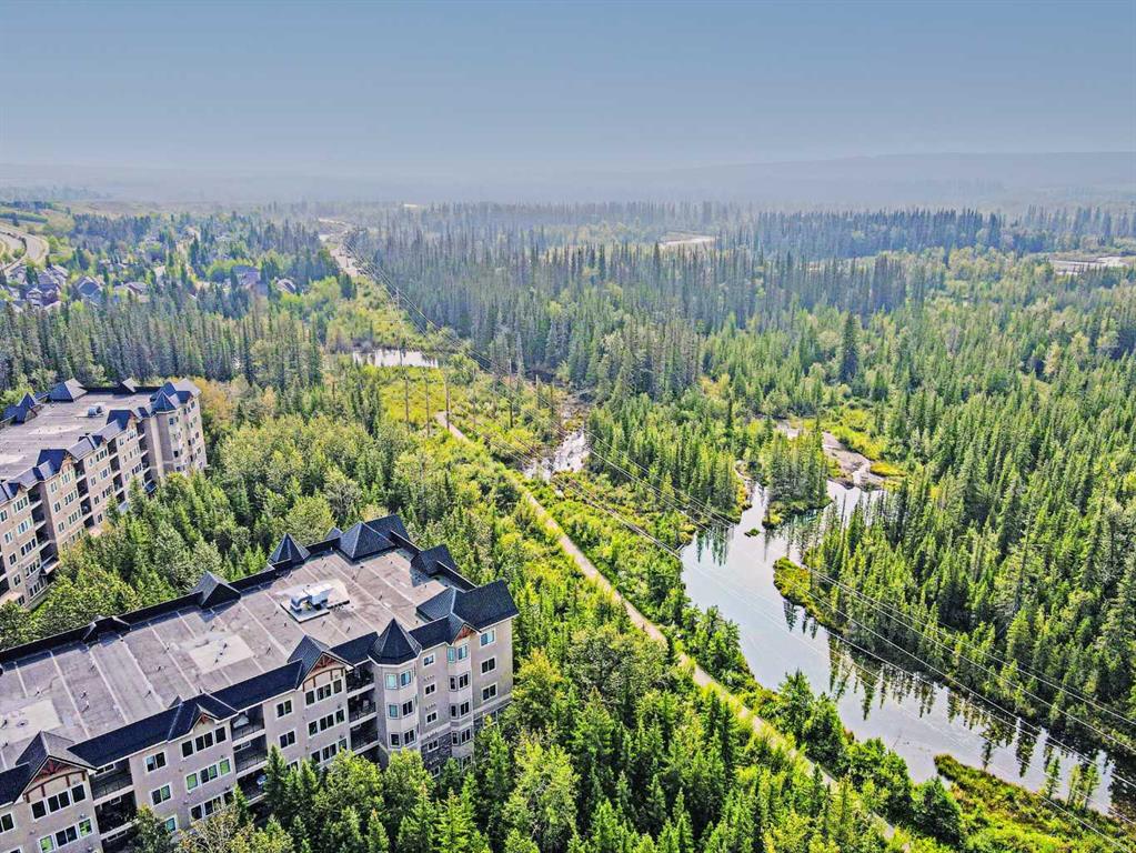 430, 10 Discovery Ridge Close SW, A2286034, Alberta,