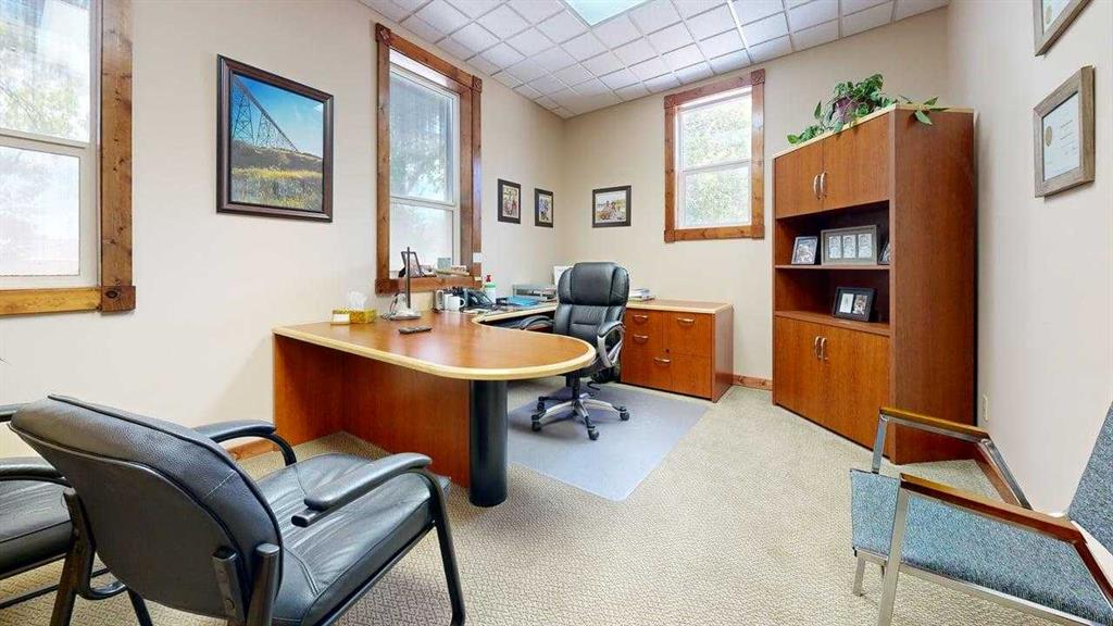 Third View of 309 6 Street S, Downtown, Lethbridge, Alberta, T1J2T7