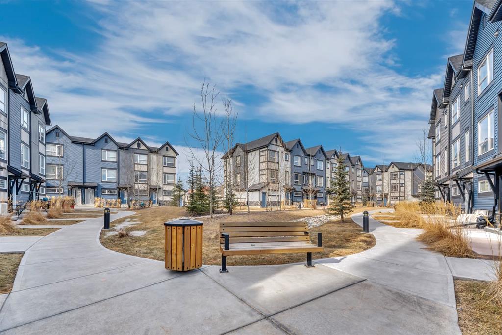 Third View of 406, 15 Evanscrest Park NW, Evanston, Calgary, Alberta, T3R 1V5