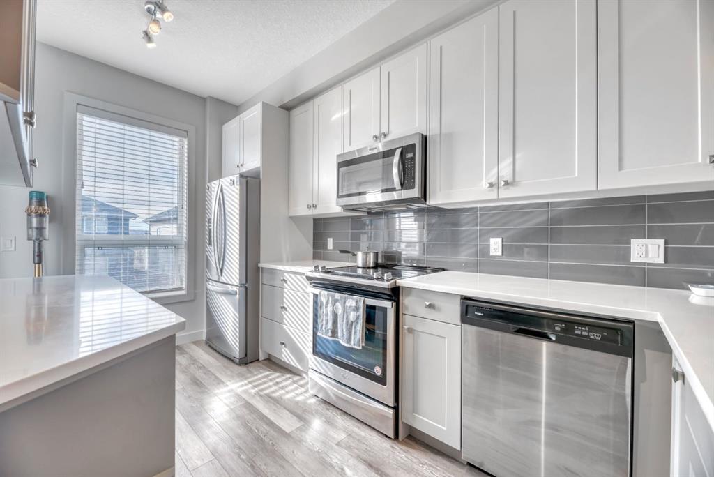 Fifth View of 406, 15 Evanscrest Park NW, Evanston, Calgary, Alberta, T3R 1V5