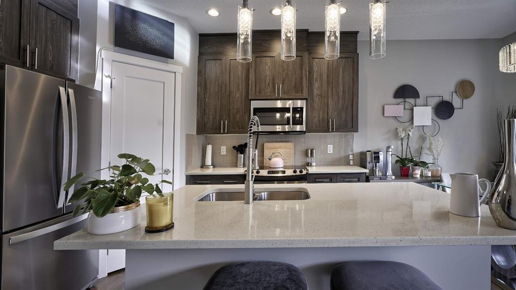 Fourth View of 704, 428 Nolan Hill Drive NW, Nolan Hill, Calgary, Alberta, T3R 0V4