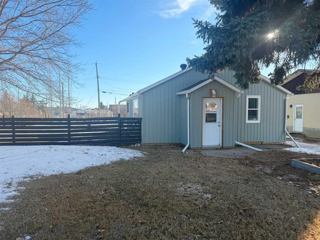 1045 17 AVENUE  , A2286219, Alberta,