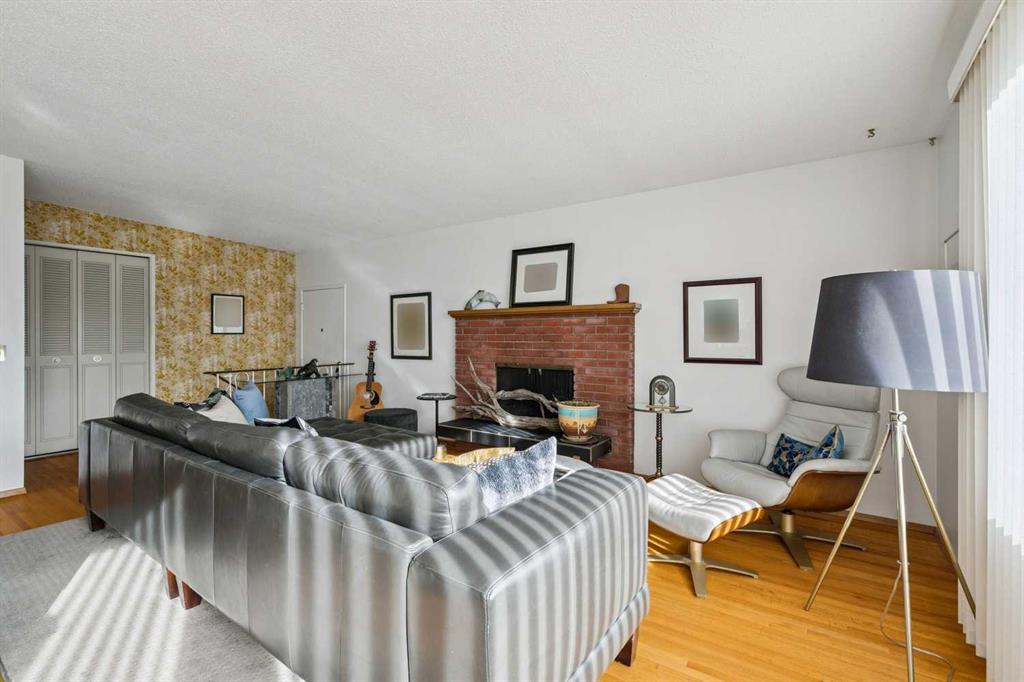 Third View of 10712 Mapleshire Crescent SE, Maple Ridge, Calgary, Alberta, T2J 1Y9