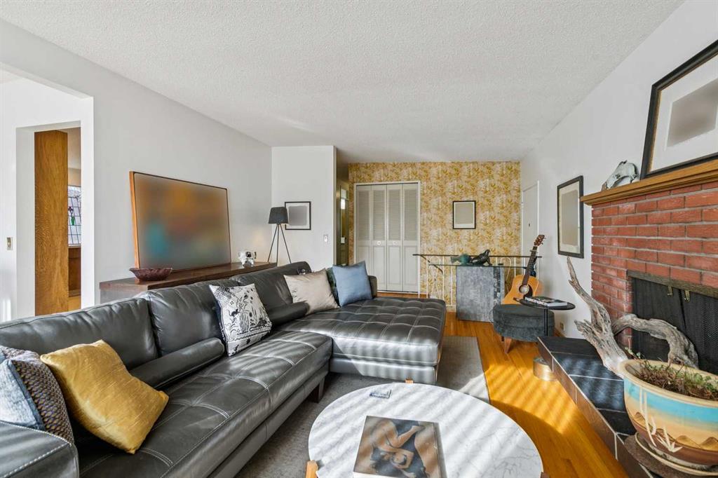 Fifth View of 10712 Mapleshire Crescent SE, Maple Ridge, Calgary, Alberta, T2J 1Y9