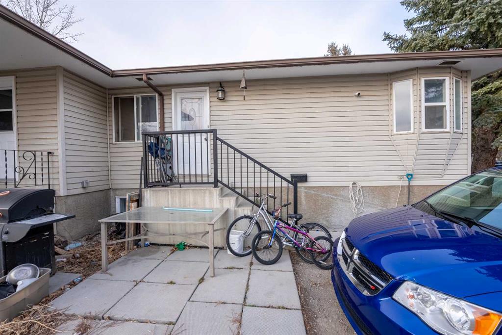 Fourth View of 1022 & 1024 8 Street N, Senator Buchanan, Lethbridge, Alberta, T1H 1Z4