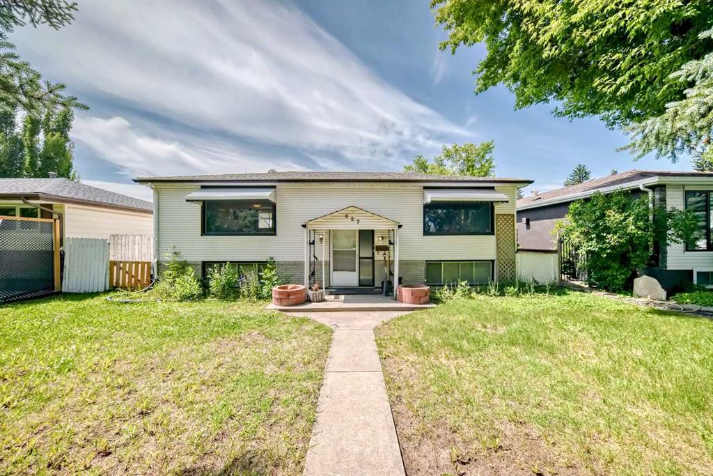 Third View of 627 Fortalice Crescent SE, Forest Heights, Calgary, Alberta, T2A2C8