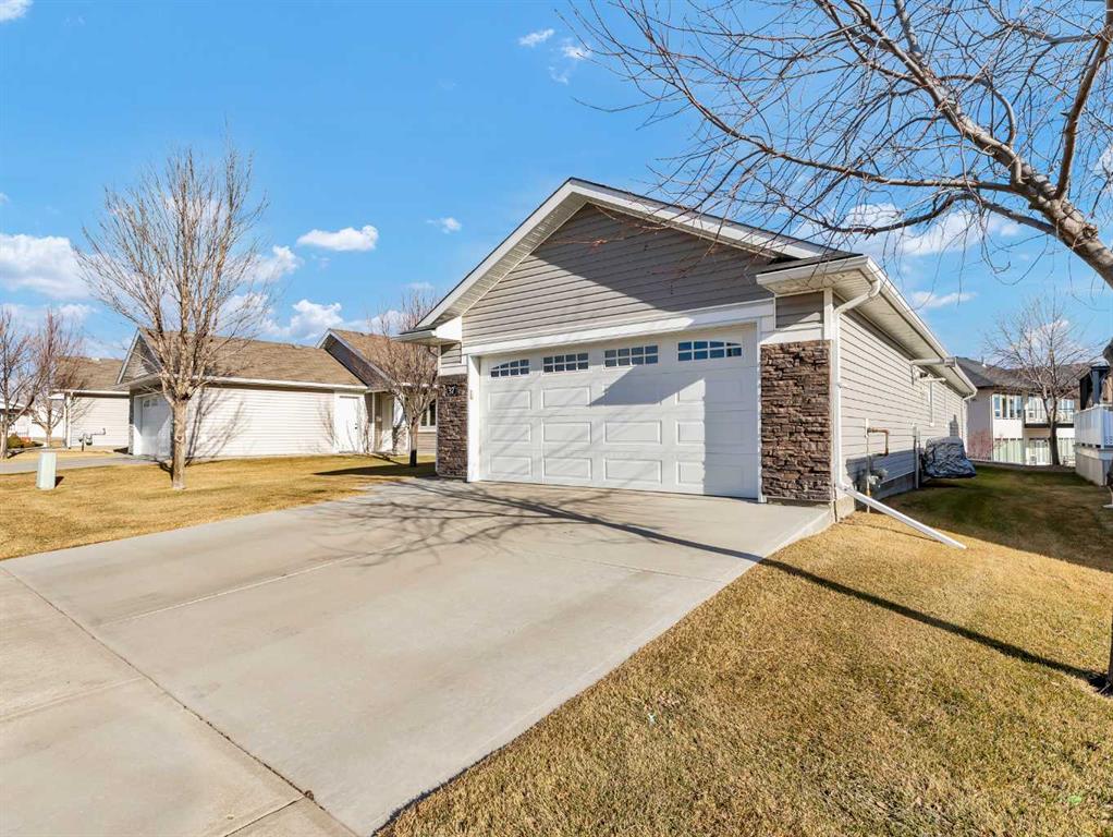 Fourth View of 37 Chartwell Place SE, SE Southridge, Medicine Hat, Alberta, T1B0E2