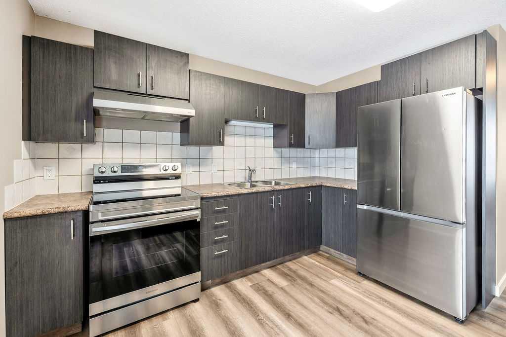 14, 10 Fairbank Road , A2286509, Alberta,