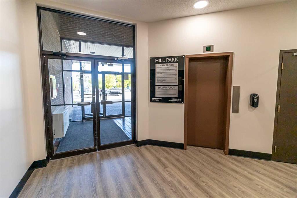 Fifth View of Suite 203, 2411 4 Street NW, Mount Pleasant, Calgary, Alberta, T2M 2Z8