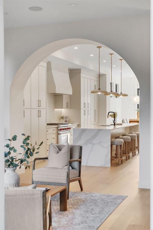 1904 48 Avenue SW, A2286570, Alberta,