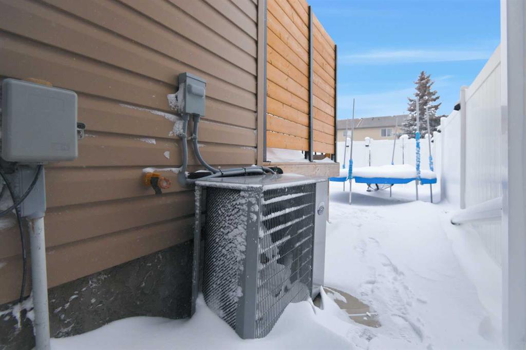 Fifth View of 10 Adamson Avenue , Aspen Ridge, Red Deer, Alberta, T4R 3L1