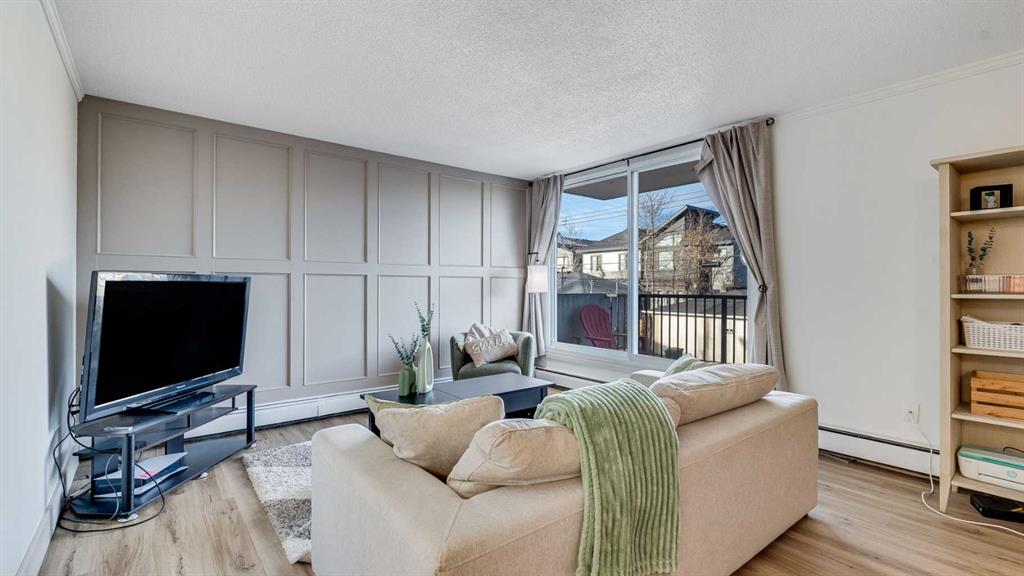 201, 2512 1 Avenue NW, A2286603, Alberta,