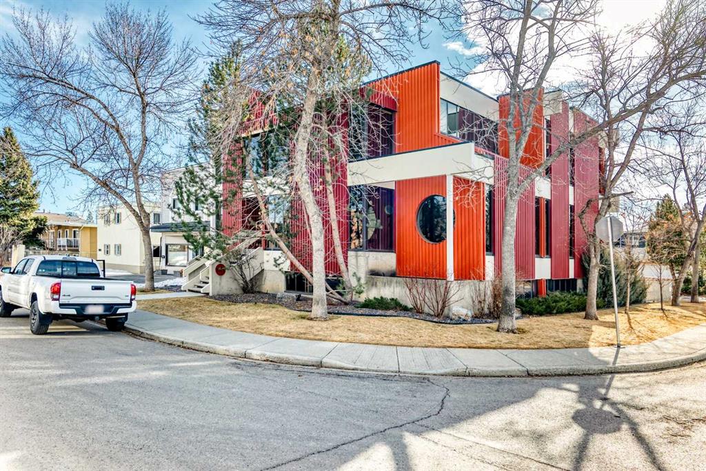 Lower, 2139 4 Avenue NW, A2286604, Alberta,