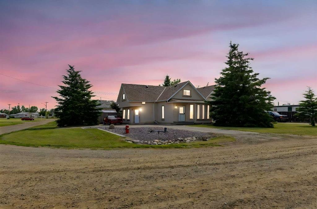 328 6 Avenue N, A2286617, Alberta,