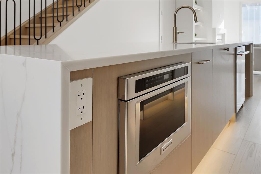 Fifth View of 417 22 Avenue NW, Mount Pleasant, Calgary, Alberta, T2M 1N4