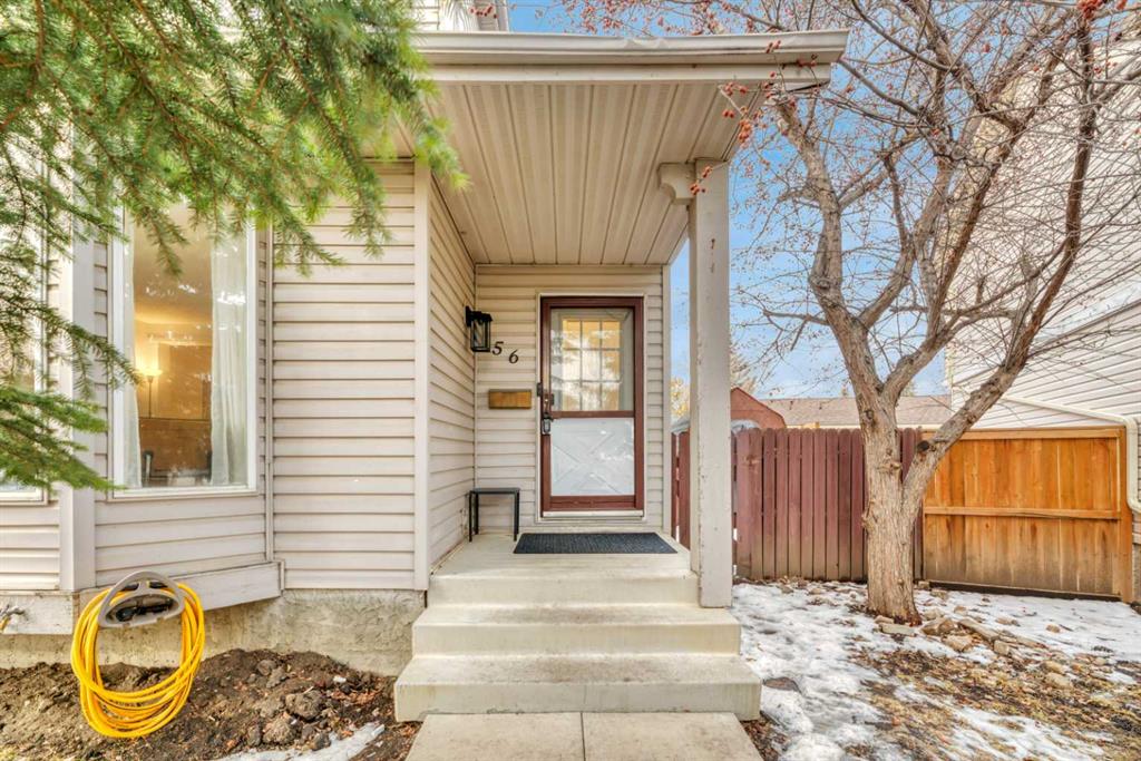 Fifth View of 56 Woodglen Court SW, Woodbine, Calgary, Alberta, T2W4K3