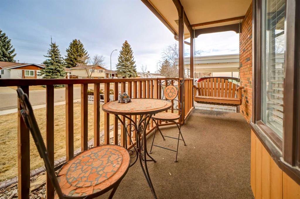 Fourth View of 2020 25th Avenue N, Winston Churchill, Lethbridge, Alberta, T1H4V3