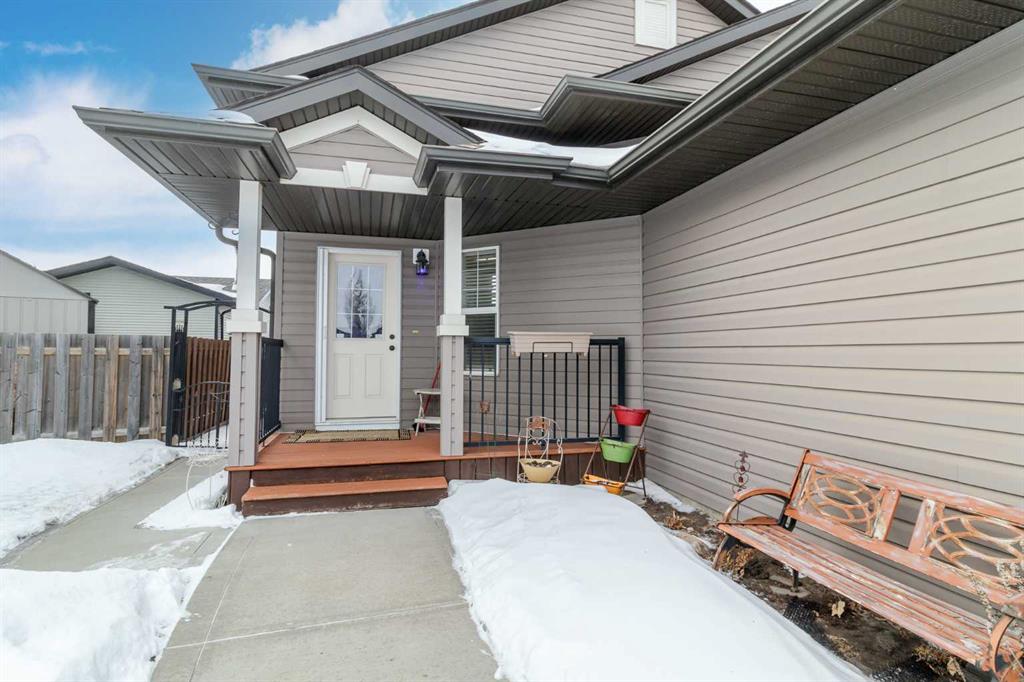 Fourth View of 22 Morton Close , Park Place, Penhold, Alberta, T0M1R0