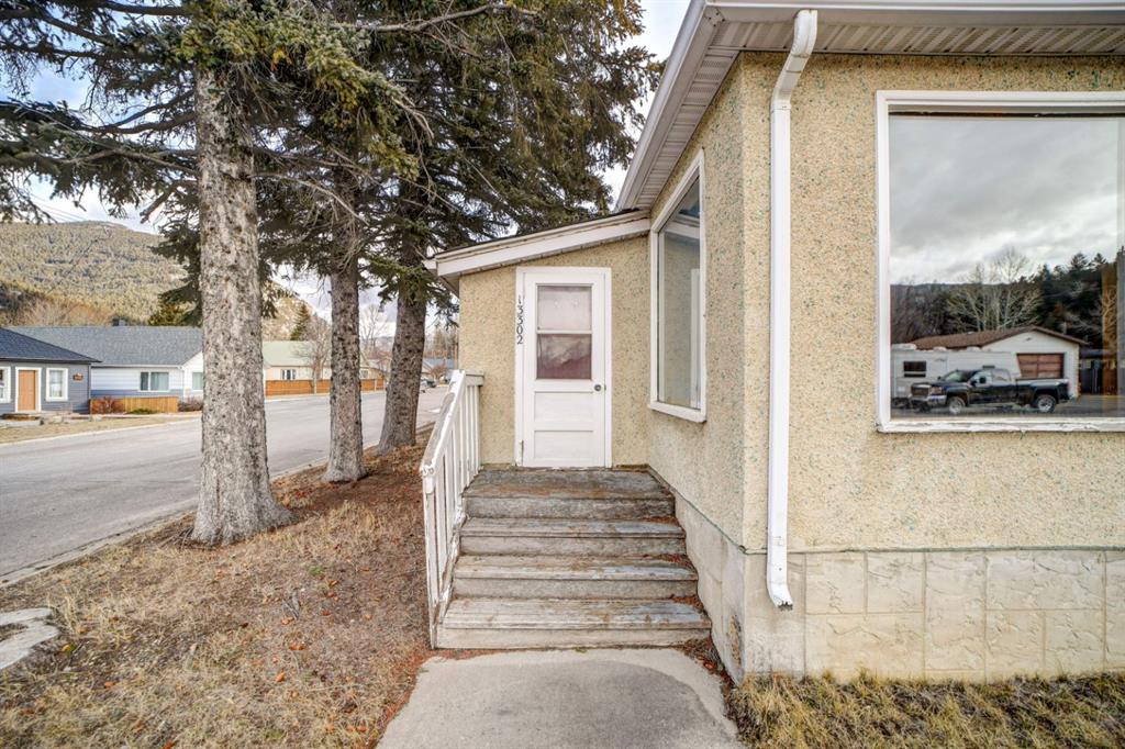 Fourth View of 13302 16 Avenue , NONE, Blairmore, Alberta, T0K0E0