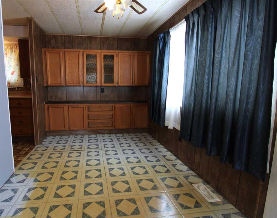 Fifth View of 9742 120 Avenue , Crystal Ridge, Grande Prairie, Alberta, T8V 5H3