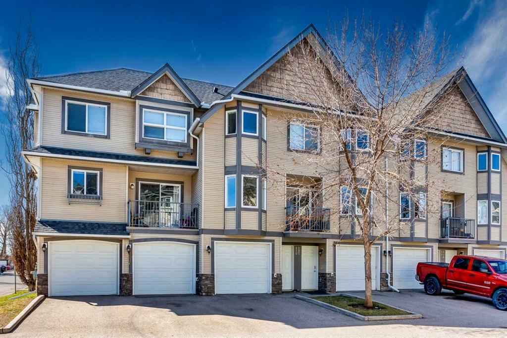 Third View of 120 Cedarwood Lane SW, Cedarbrae, Calgary, Alberta, T2W 6J3