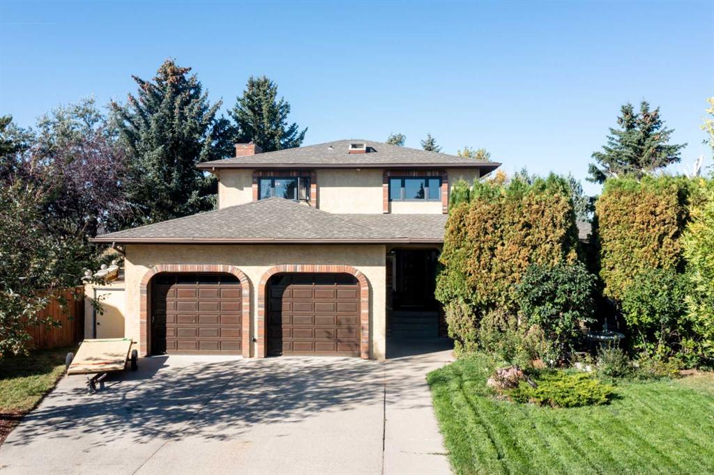 Second View of 107 Temple Crescent W, Varsity Village, Lethbridge, Alberta, T1K 4T3