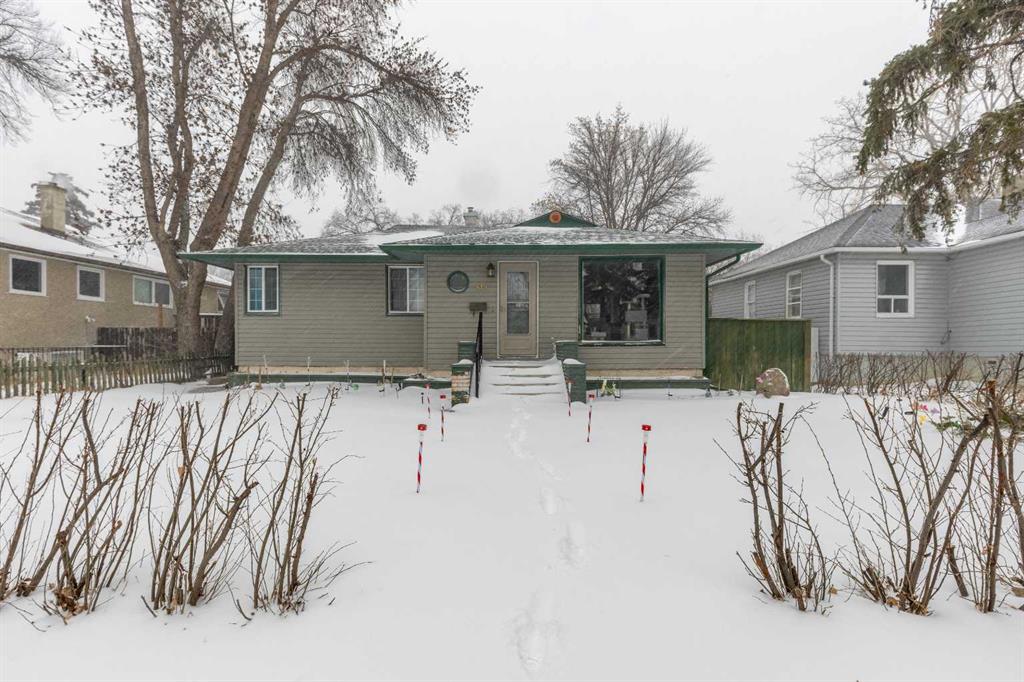 819 8 Street S, A2286989, Alberta,