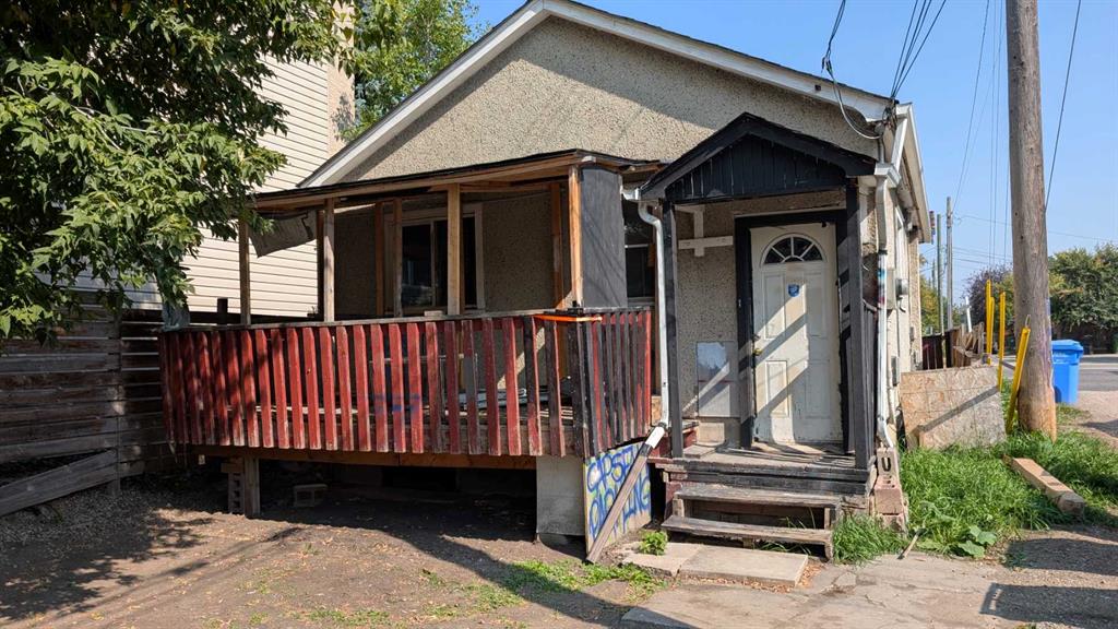 Third View of 1509 Edmonton Trail NE, Crescent Heights, Calgary, Alberta, T2E 3L1