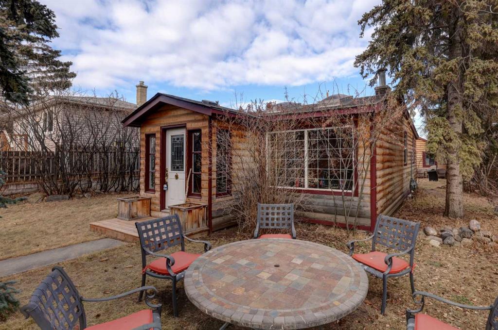 Fourth View of 6424 32 Avenue NW, Bowness, Calgary, Alberta, T3B 0K4